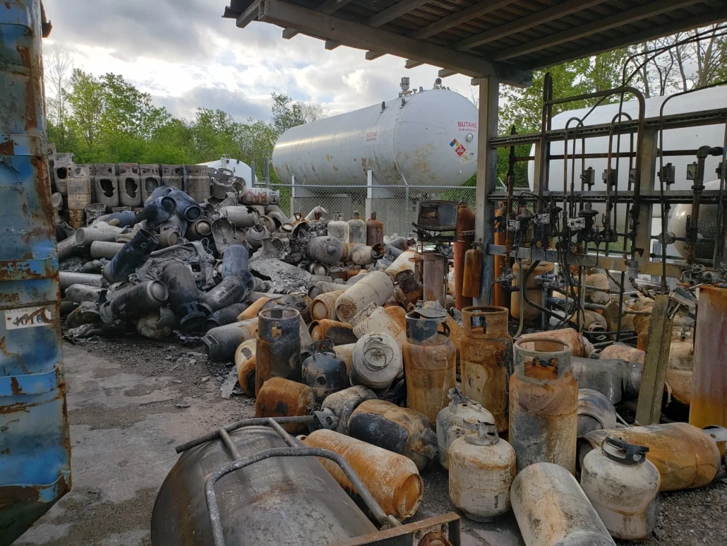 Nitrous Bottle exploded…with 3 people in the car…. yikes!! 😳, image size:1030x773